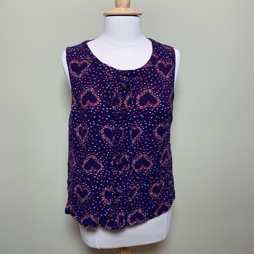 ModCloth brand heart print top